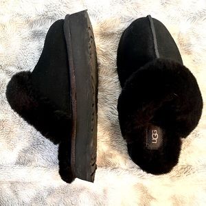 UGG Women’s Disquette Slip on Flats